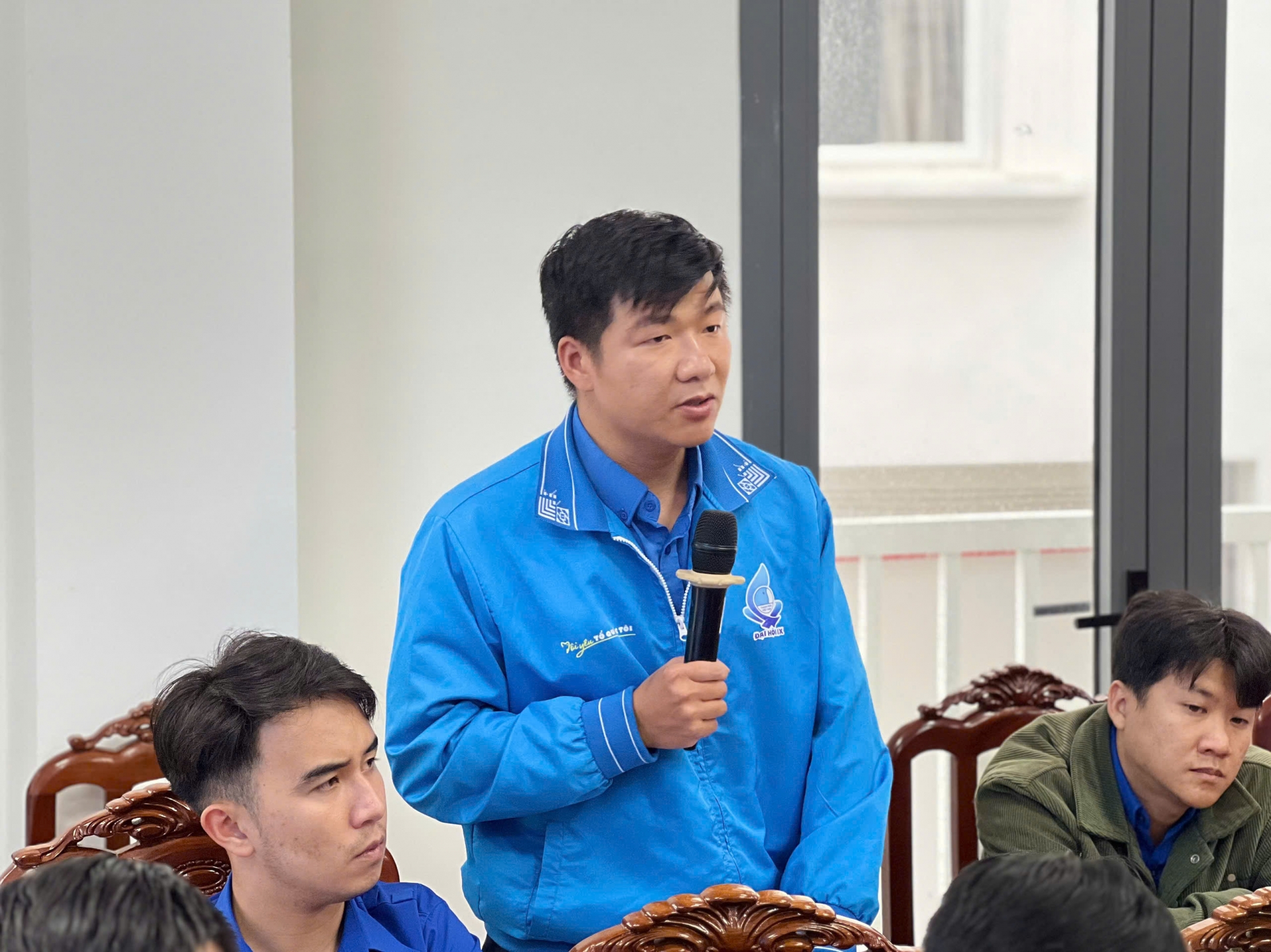 Các đại biểu tham gia ý kiến tại Hội nghị