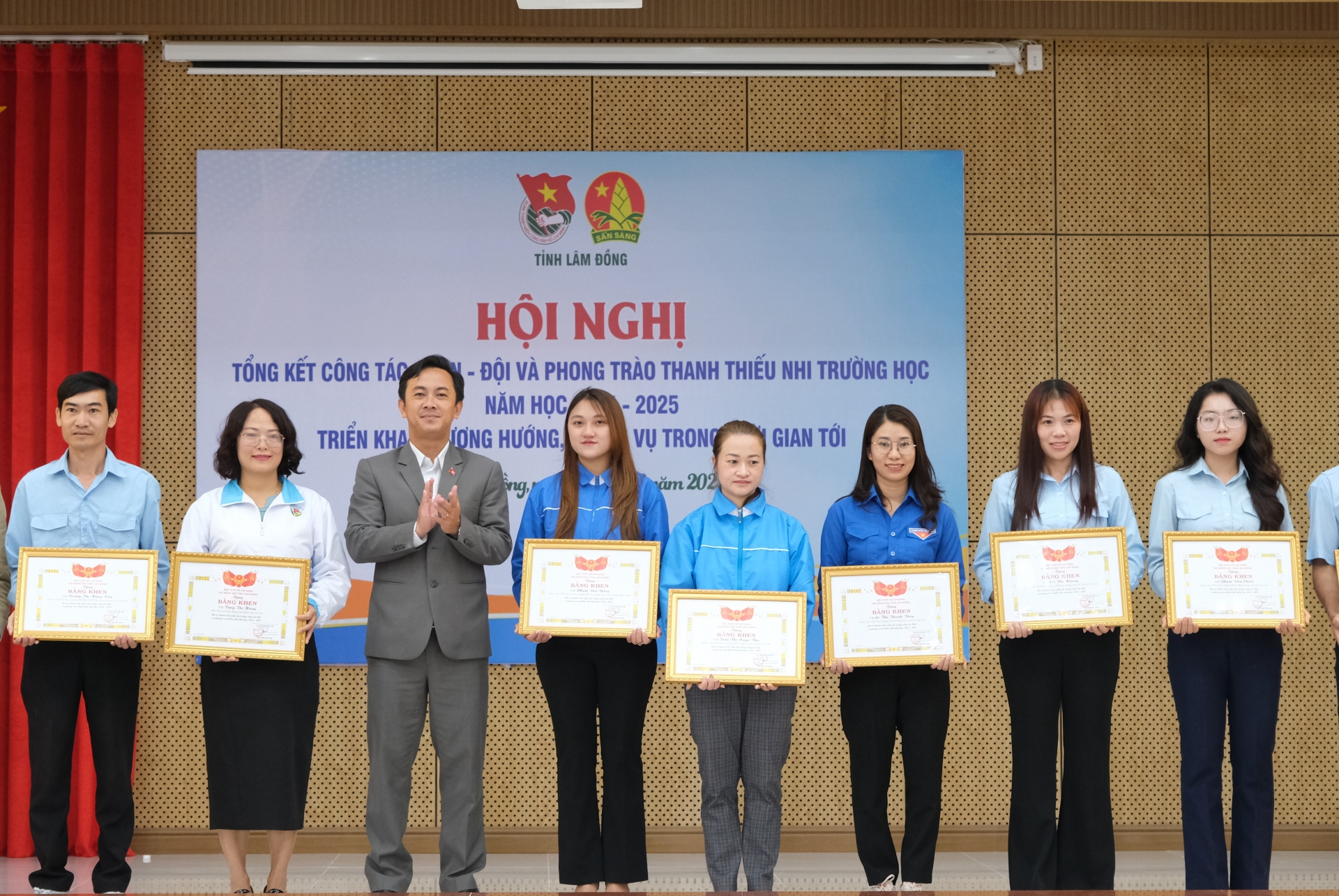 Các cá nhân đã đạt thành tích xuất sắc trong công tác Đội và phong trào thiếu nhi năm học 2024 - 2025 