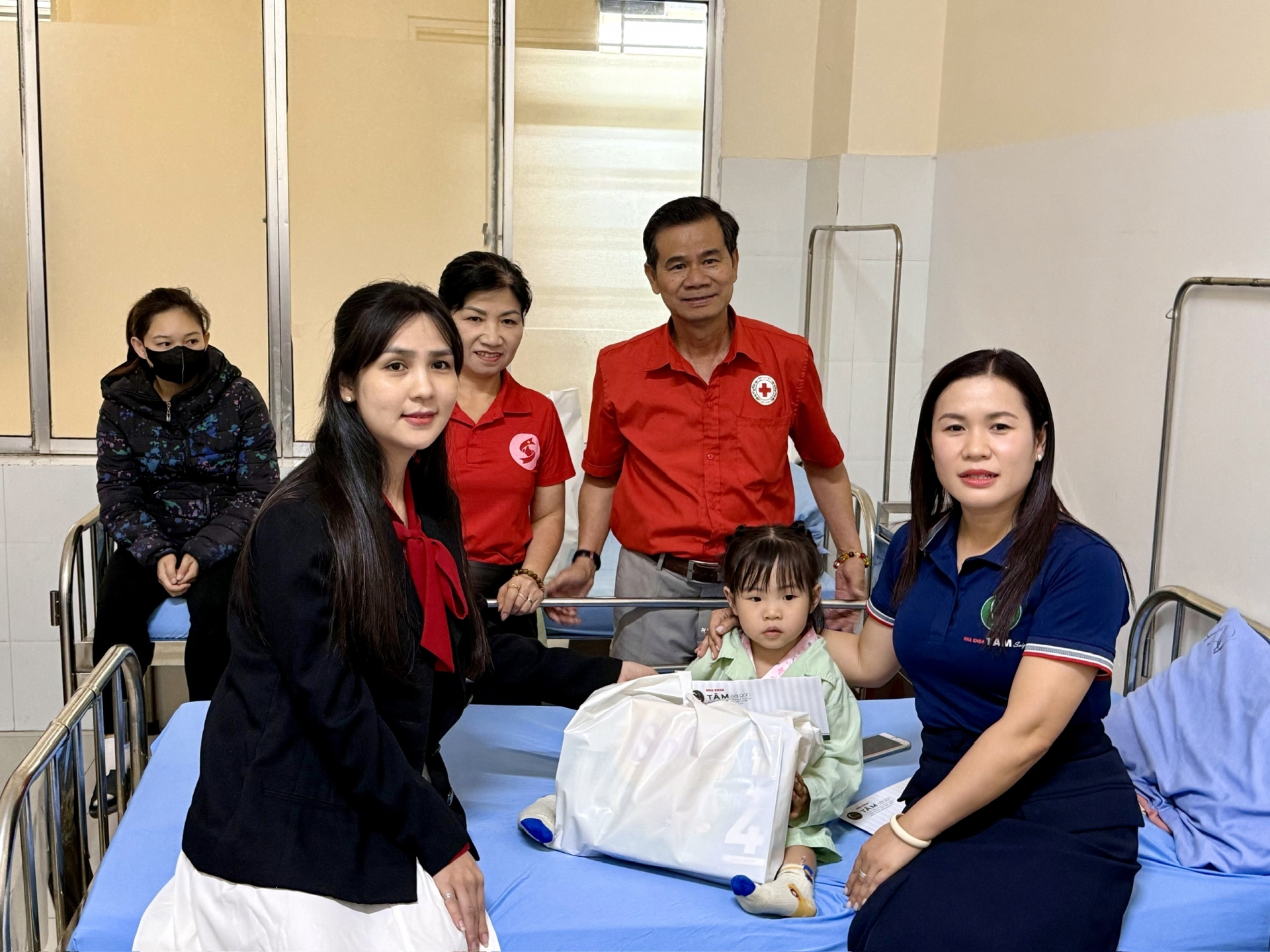 Bà Nguyễn Cao Như Hiền –Phó Giám đốc Công ty cổ phần Nha Dược Nha khoa Tâm Sài Gòn 