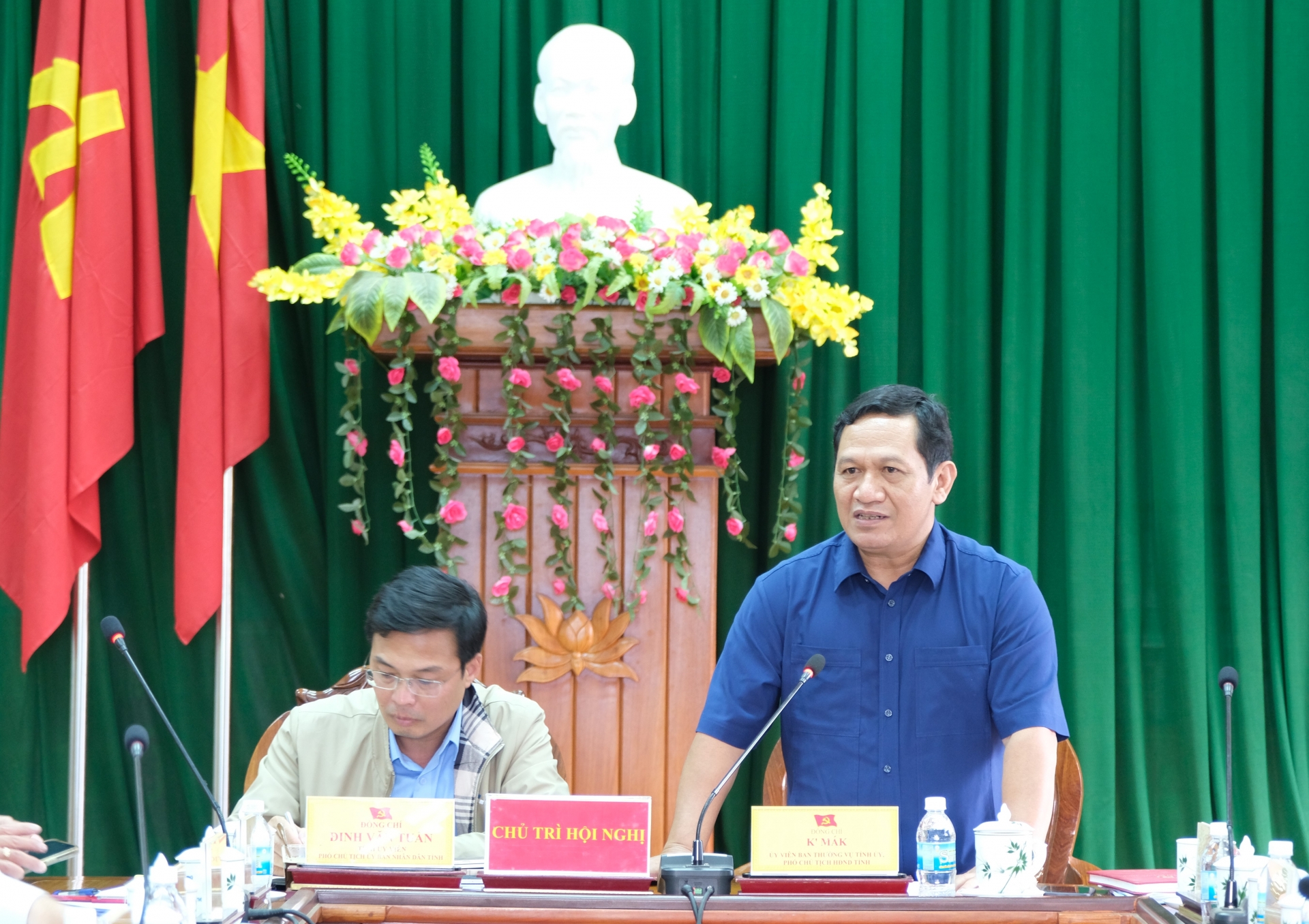 Các đồng chí chủ trì buổi làm việc