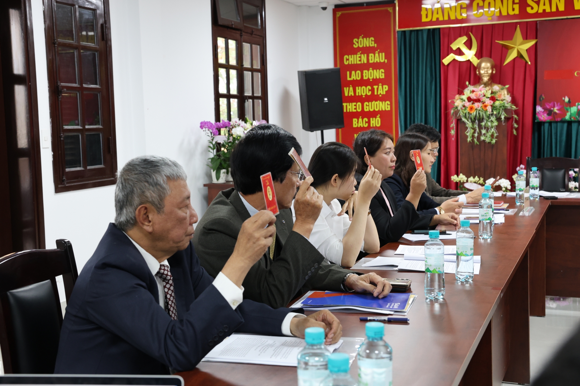 Quyết tâm chính trị của các đảng viên
