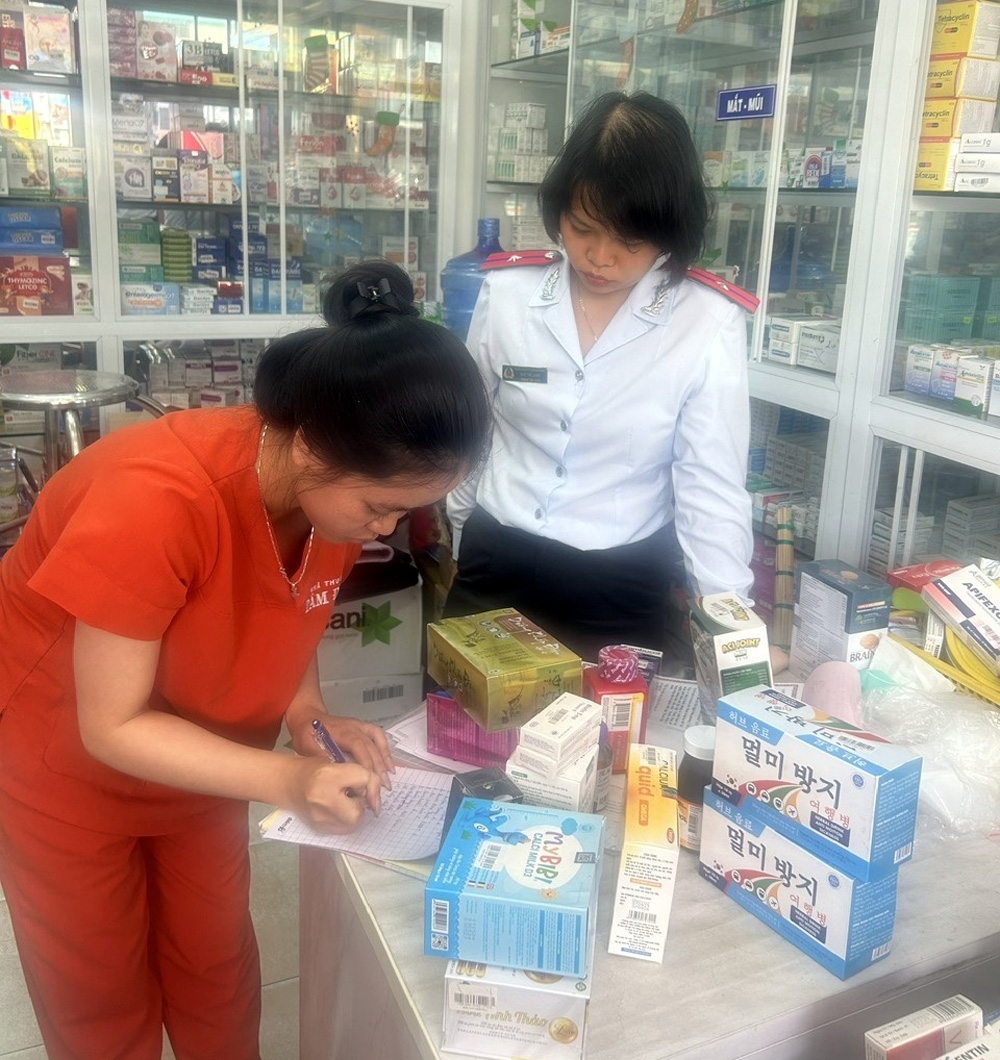 Kiểm tra thu hồi các loại thuốc giả theo thông báo của Cục Quản lý Dược -Bộ Y tế