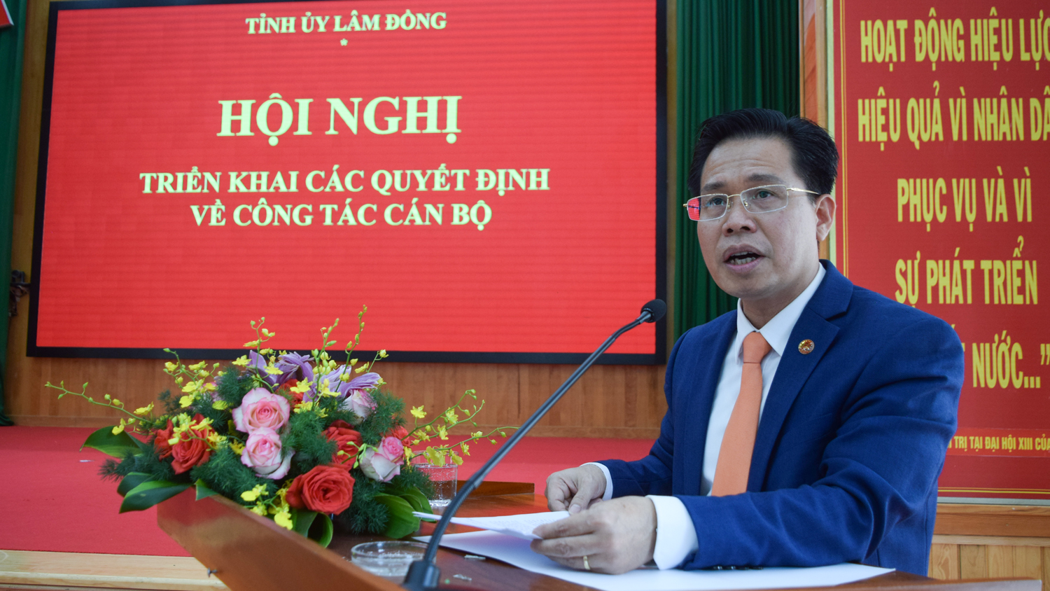 Đồng chí Trần Trung Hiếu – Bí thư Đảng ủy xã Đức Trọng phát biểu nhận nhiệm vụ