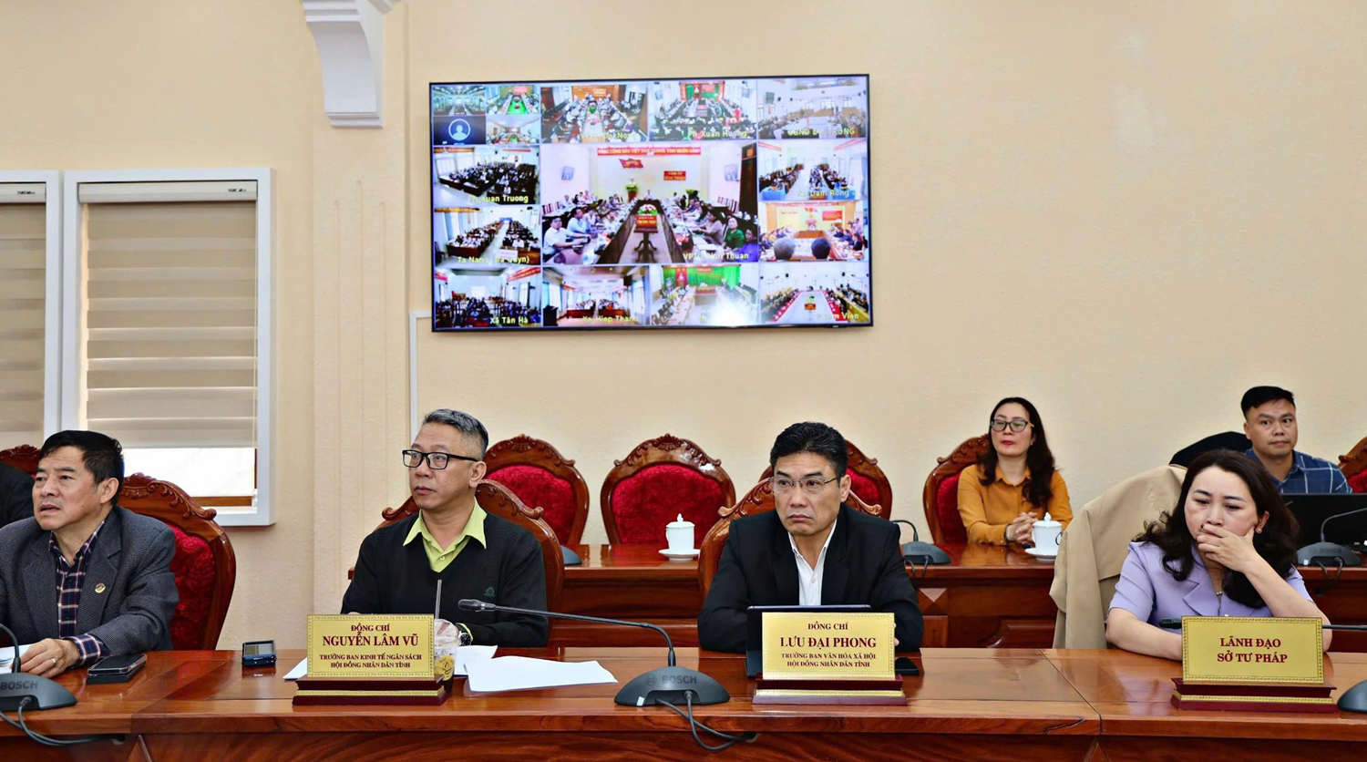 Các đại biểu tham dự Hội nghị tại điểm cầu Văn phòng Tỉnh ủy Lâm Đồng