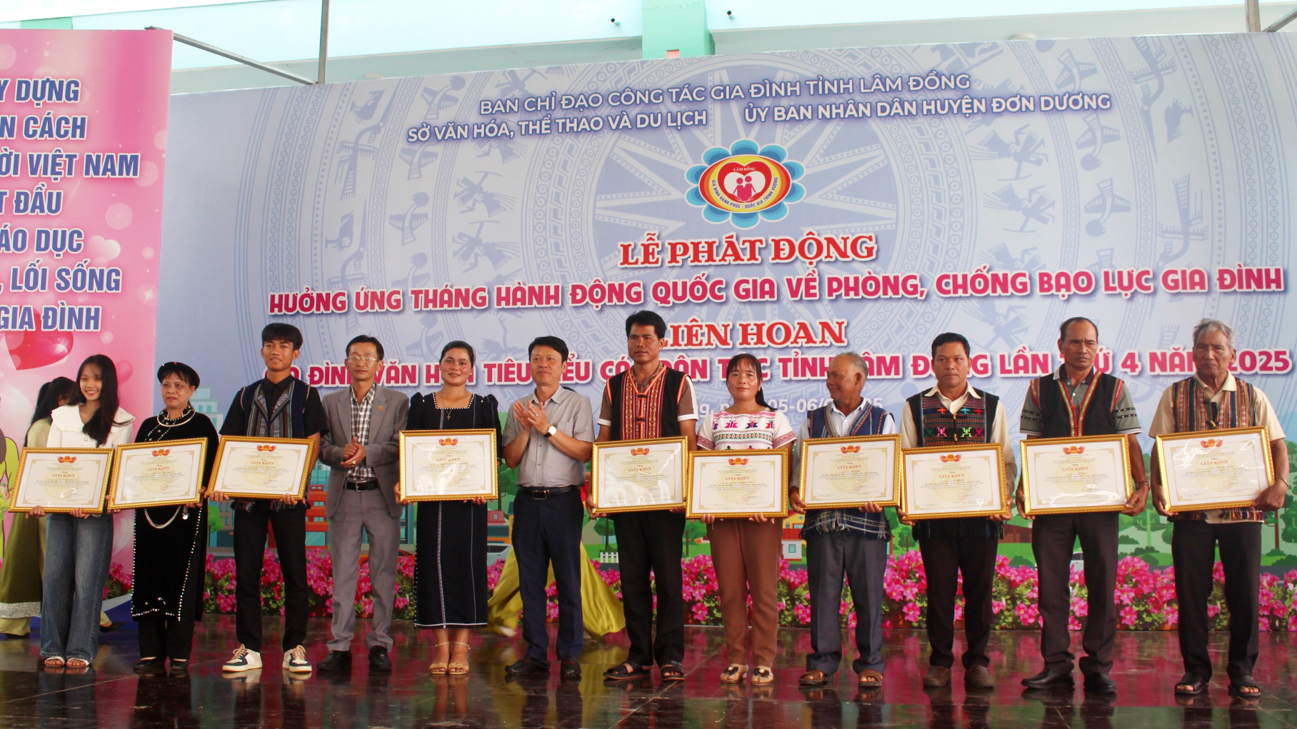 Bế mạc Liên hoan Gia đình văn hóa tiêu biểu các dân tộc tỉnh Lâm Đồng lần thứ IV