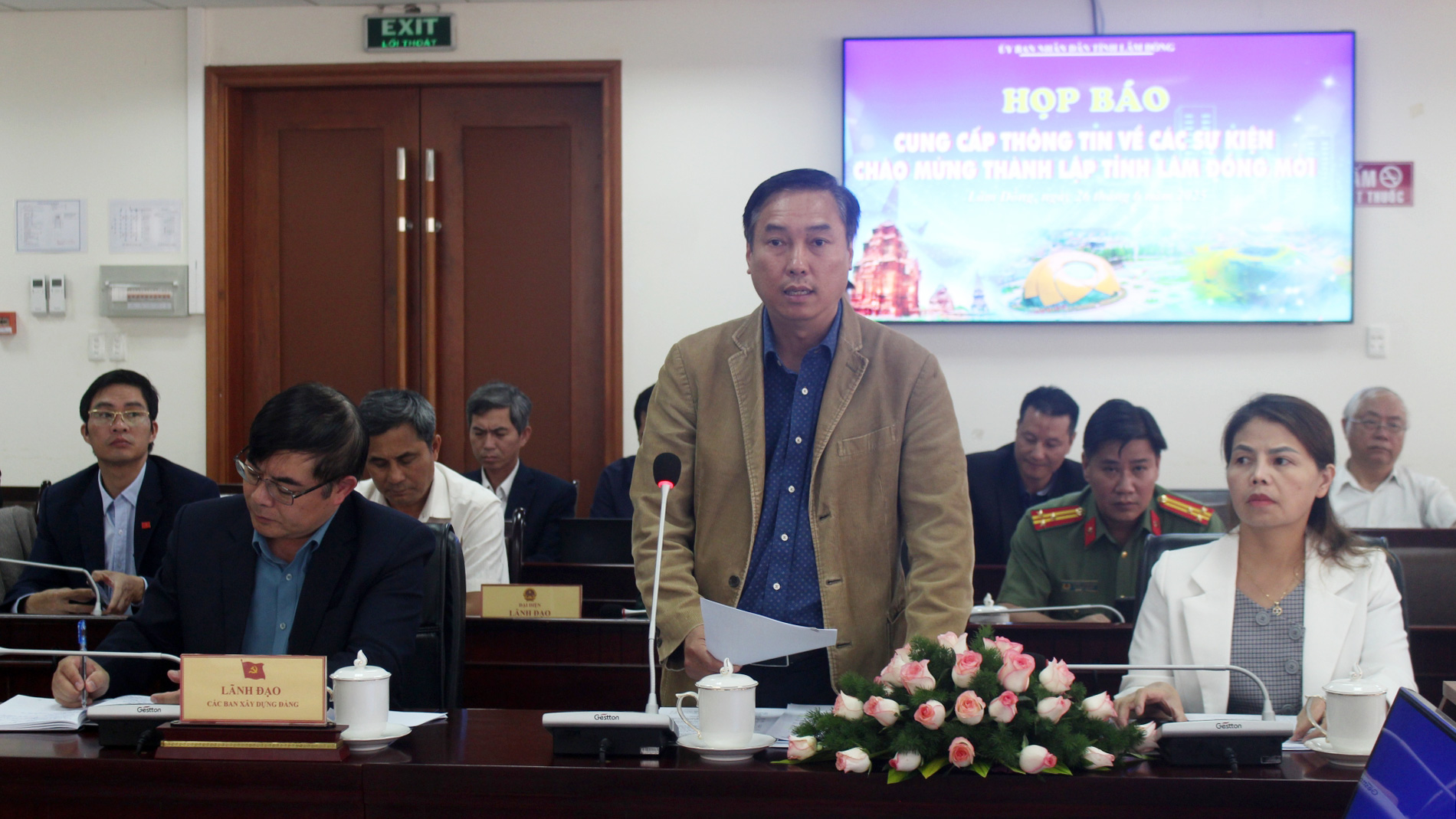 Các sở, ngành, đơn vị tổ chức hoạt động cung cấp thông tin