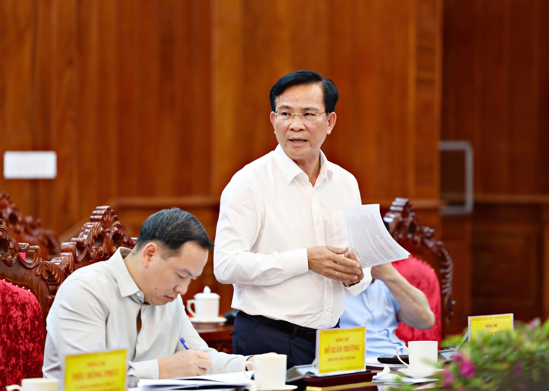 Đồng chí Hồ Văn Mười – Phó Bí thư Tỉnh uỷ, Chủ tịch UBND tỉnh Đắk Nông phát biểu