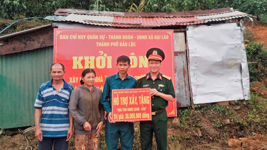 Bảo Lộc: Khởi công xây dựng nhà Tình nghĩa quân - dân