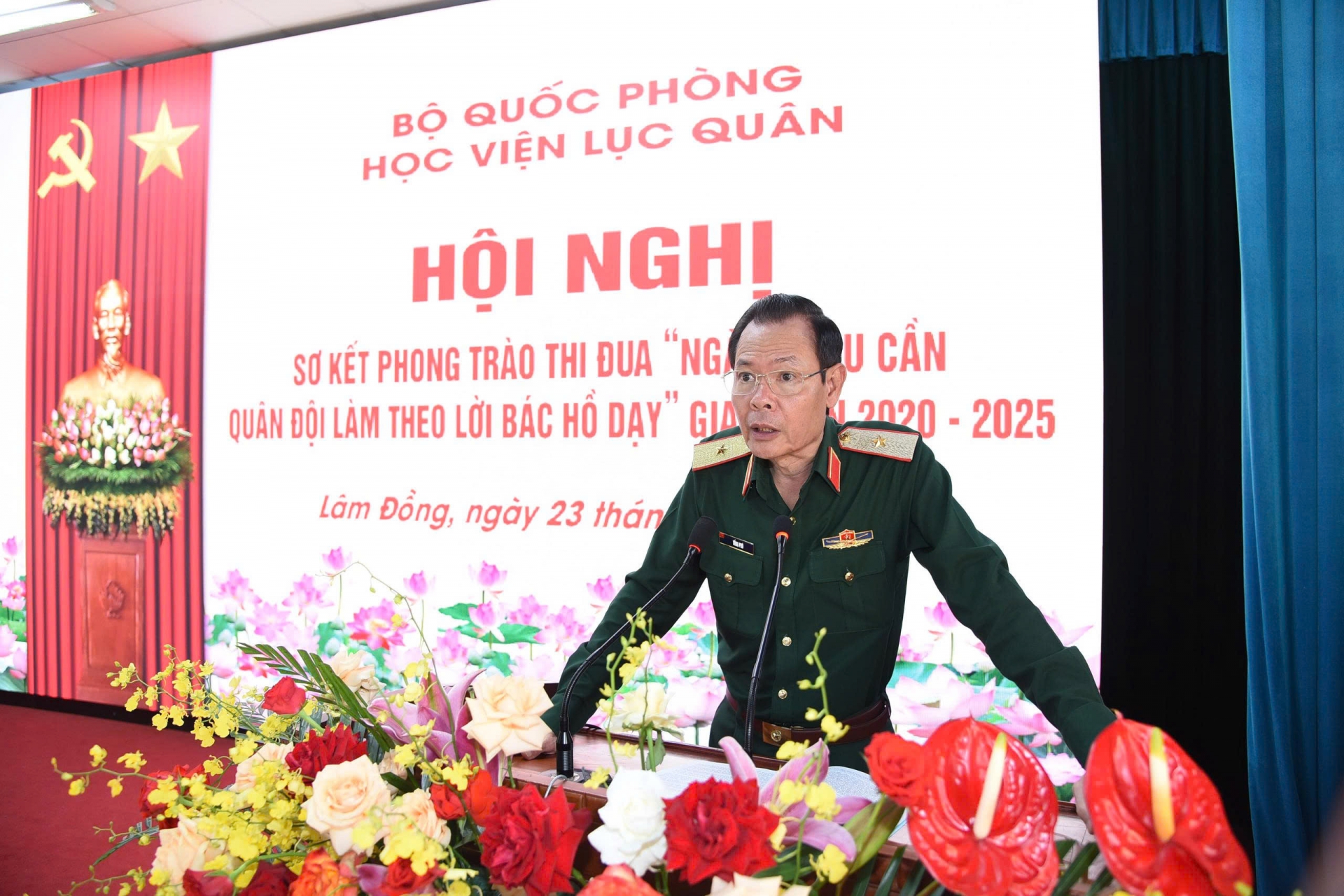 Thiếu tướng Tống Phú - Phó Giám đốc Học viện dự, phát biểu chỉ đạo