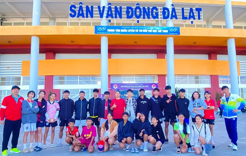 Đội tuyển Điền kinh.