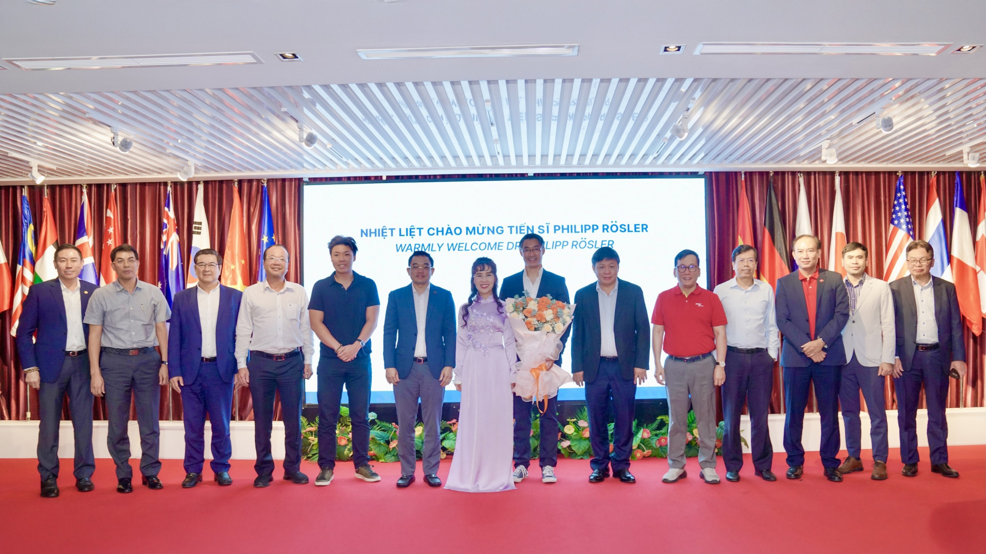 Tiến sĩ Philipp Rösler - Nguyên Phó Thủ tướng Đức gia nhập Vietjet