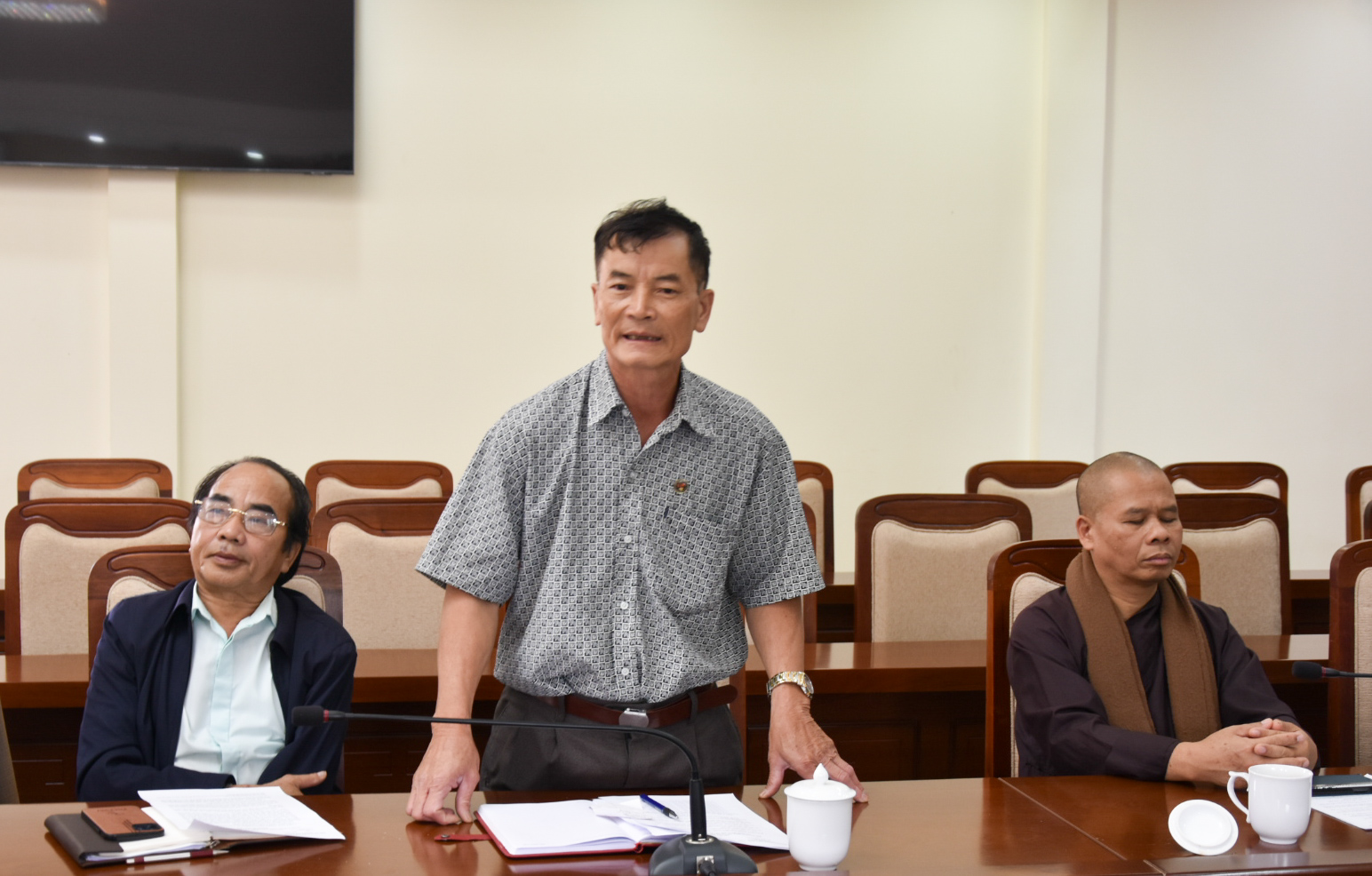 Đại diện Chi hội huyện Di Linh góp ý kiến về việc thành lập các Chi hội xã mới 