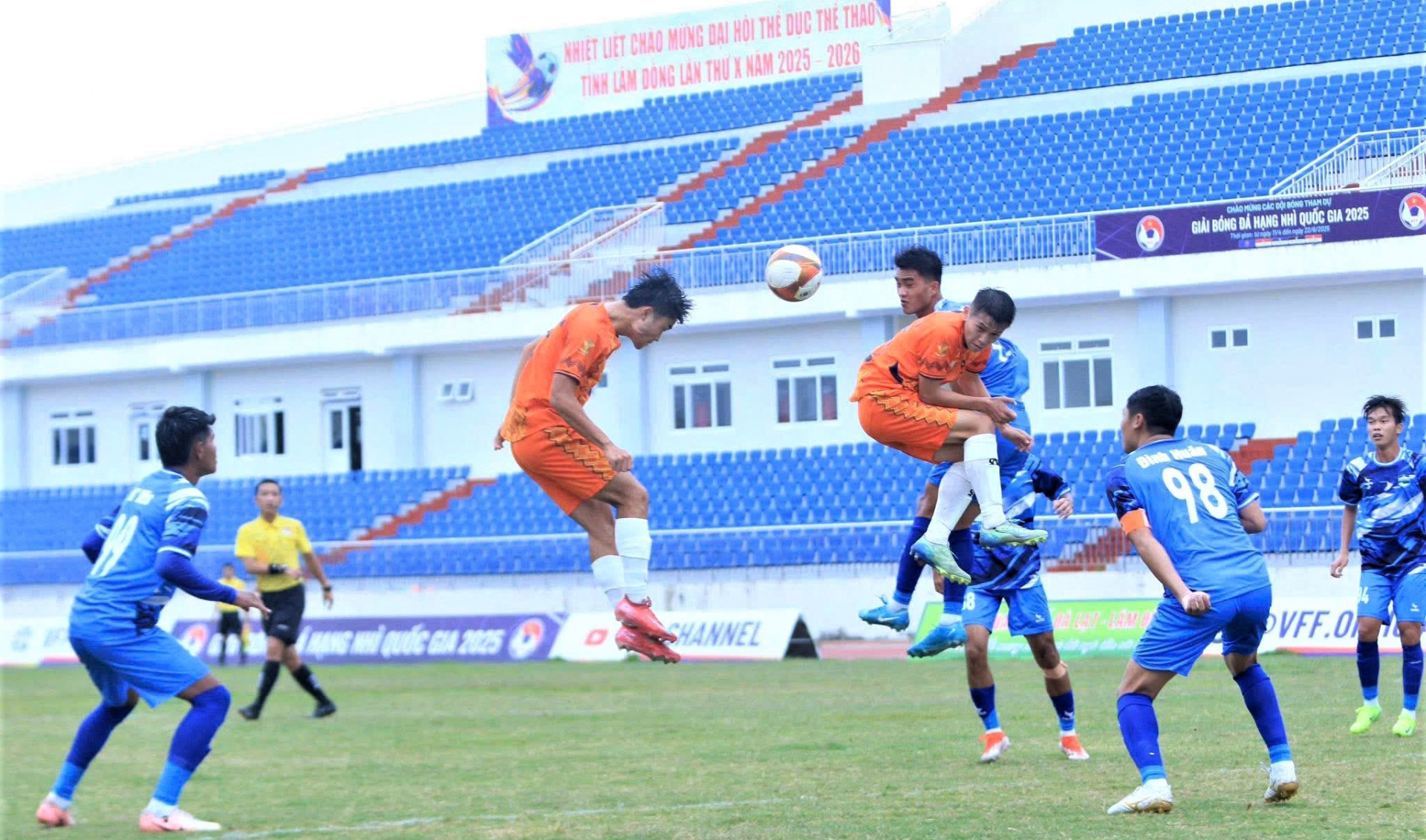 Lâm Đồng thất bại 1 - 2 trước Kon Tum trên sân nhà Đà Lạt