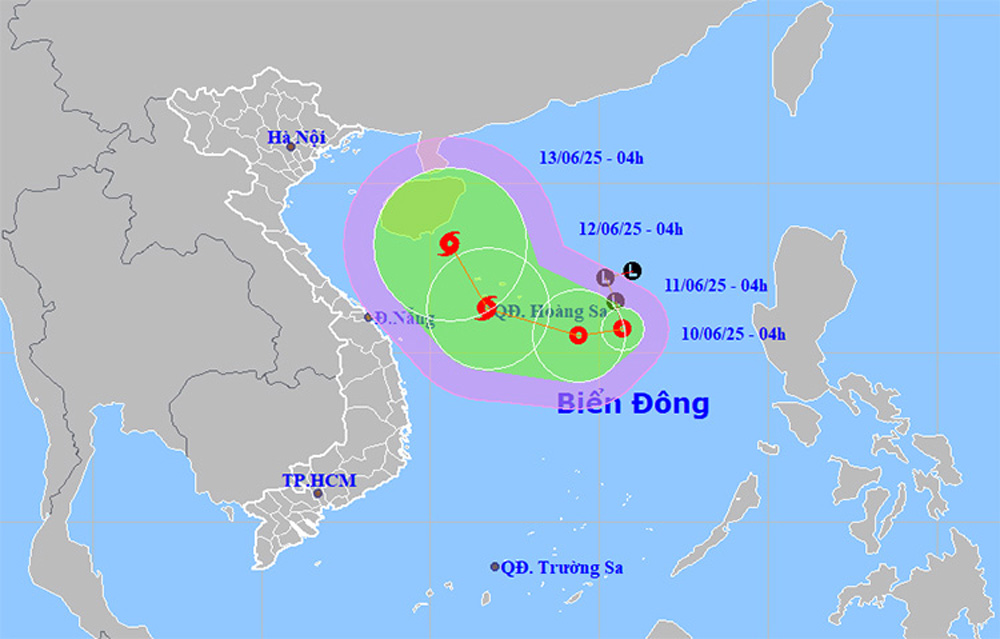 Thời tiết ngày 10/6: Hà Nội mưa dông, áp thấp mạnh lên trên Biển Đông