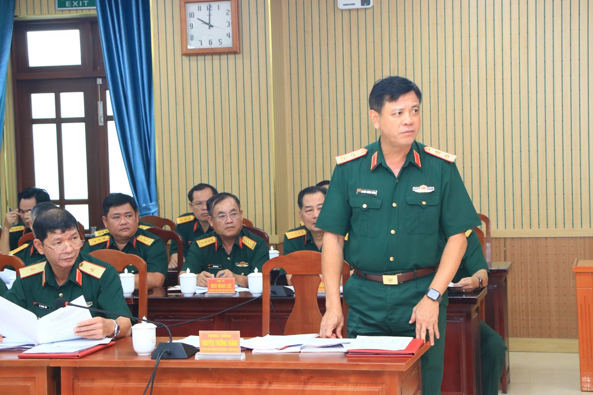 Trung tướng Nguyễn Trường Thắng -Tư lệnh Quân khu 7 phát biểu tại buổi làm việc (ảnh Báo Quân khu 7)