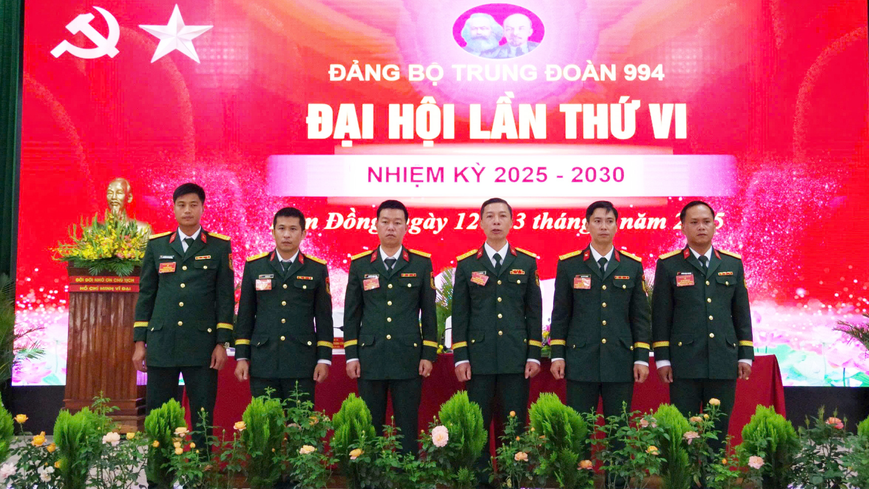 Ban Chấp hành Đảng bộ Trung đoàn nhiệm kỳ 2025 - 2030 ra mắt Đại hội