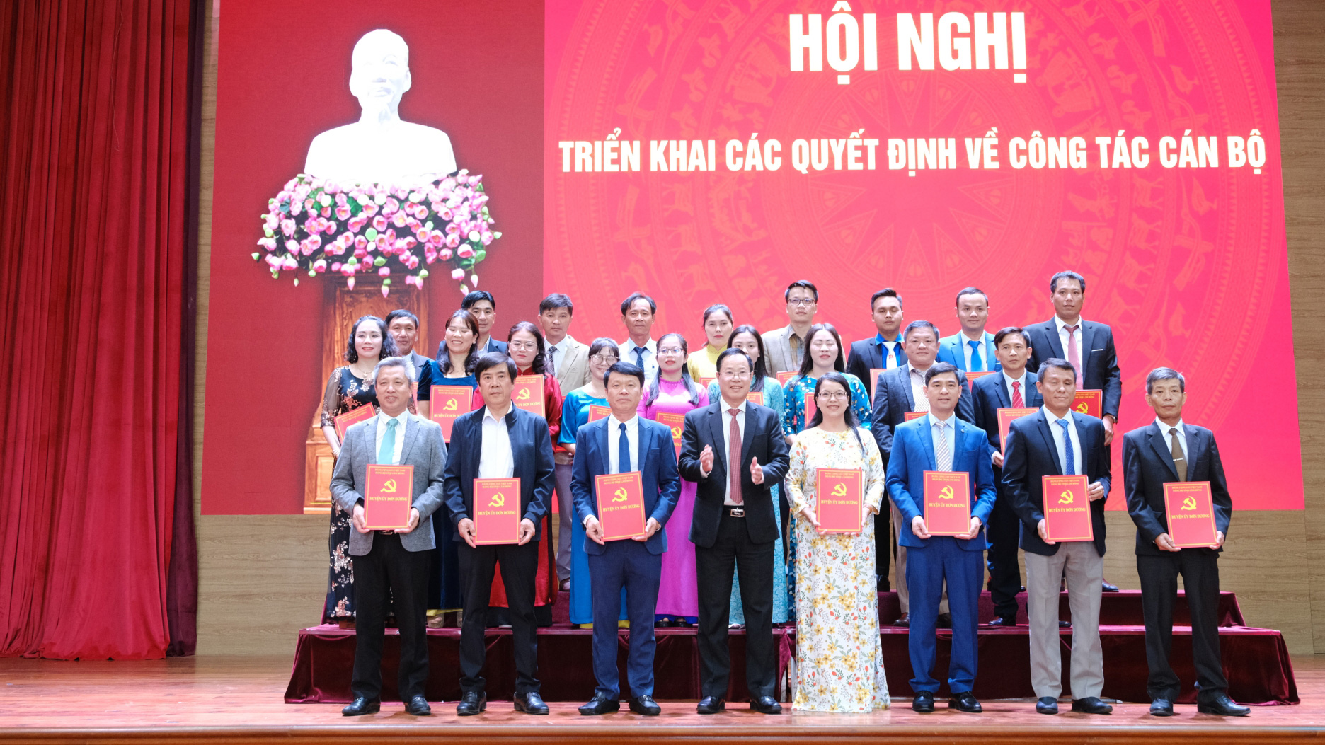 Công bố quyết định về công tác cán bộ của 4 xã mới tại huyện Đơn Dương