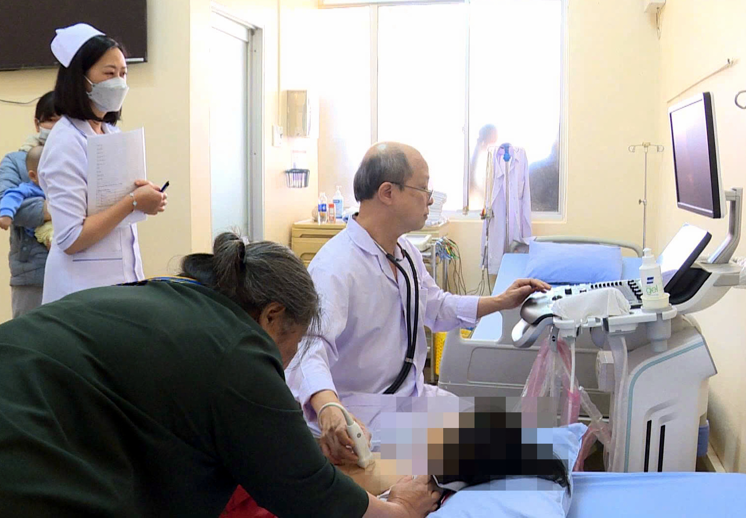 BS Bùi Minh Thành -Khoa Phẫu thuật tim, Bệnh viện Nhân dân Gia Định – Thành phố Hồ Chí Minh khám tim cho trẻ em