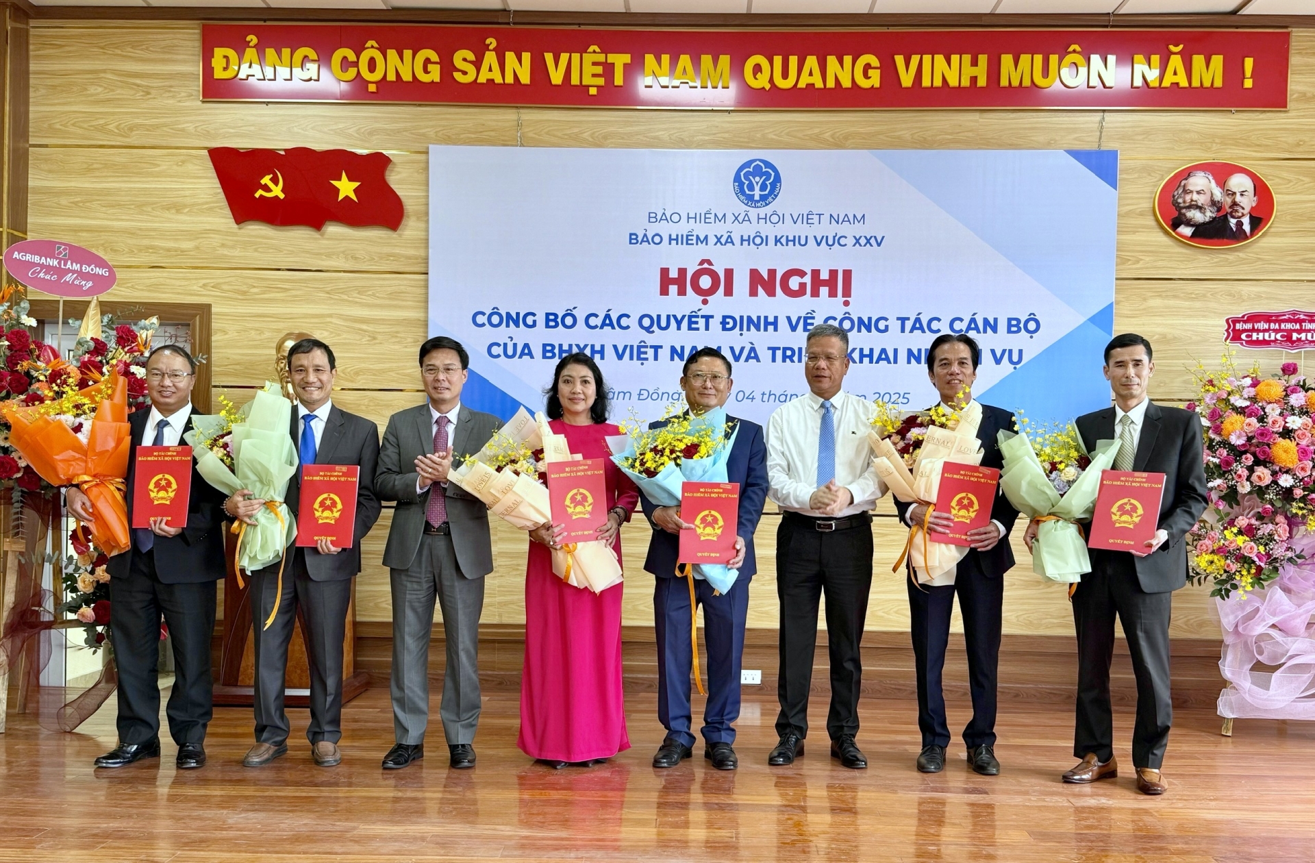 Ban Giám đốc BHXH khu vực XXV