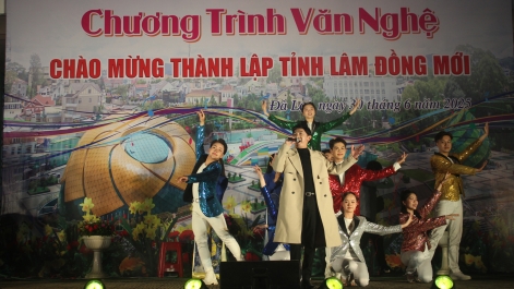 Các địa phương tổ chức chương trình nghệ thuật chào mừng tỉnh Lâm Đồng mới