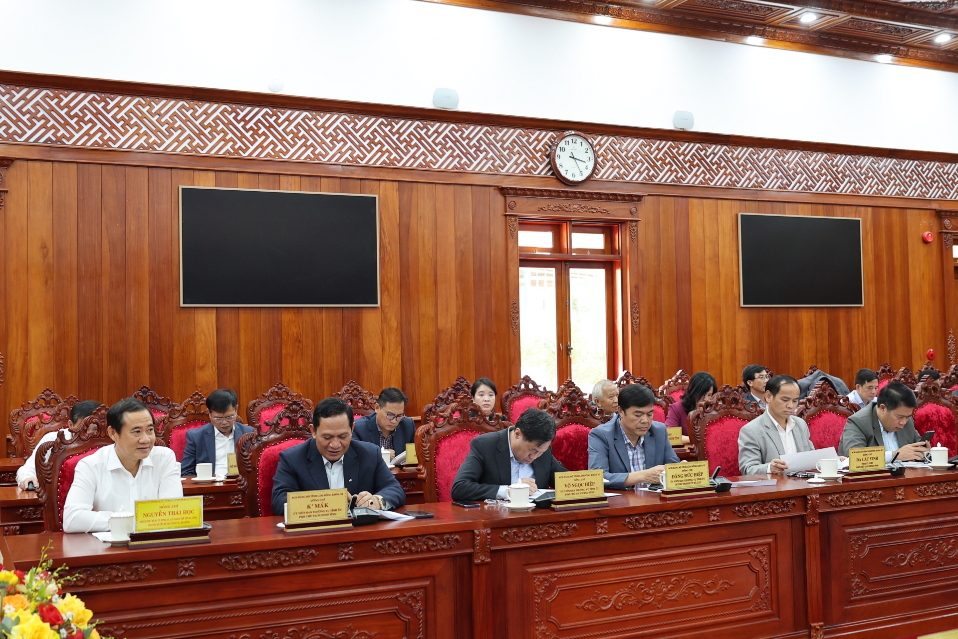 đồng chí Nguyễn Thái Học - Phó Bí thư Đảng ủy MTTQ và các đoàn thể Trung ương, nguyên Quyền Bí thư Tỉnh ủy Lâm Đồng;