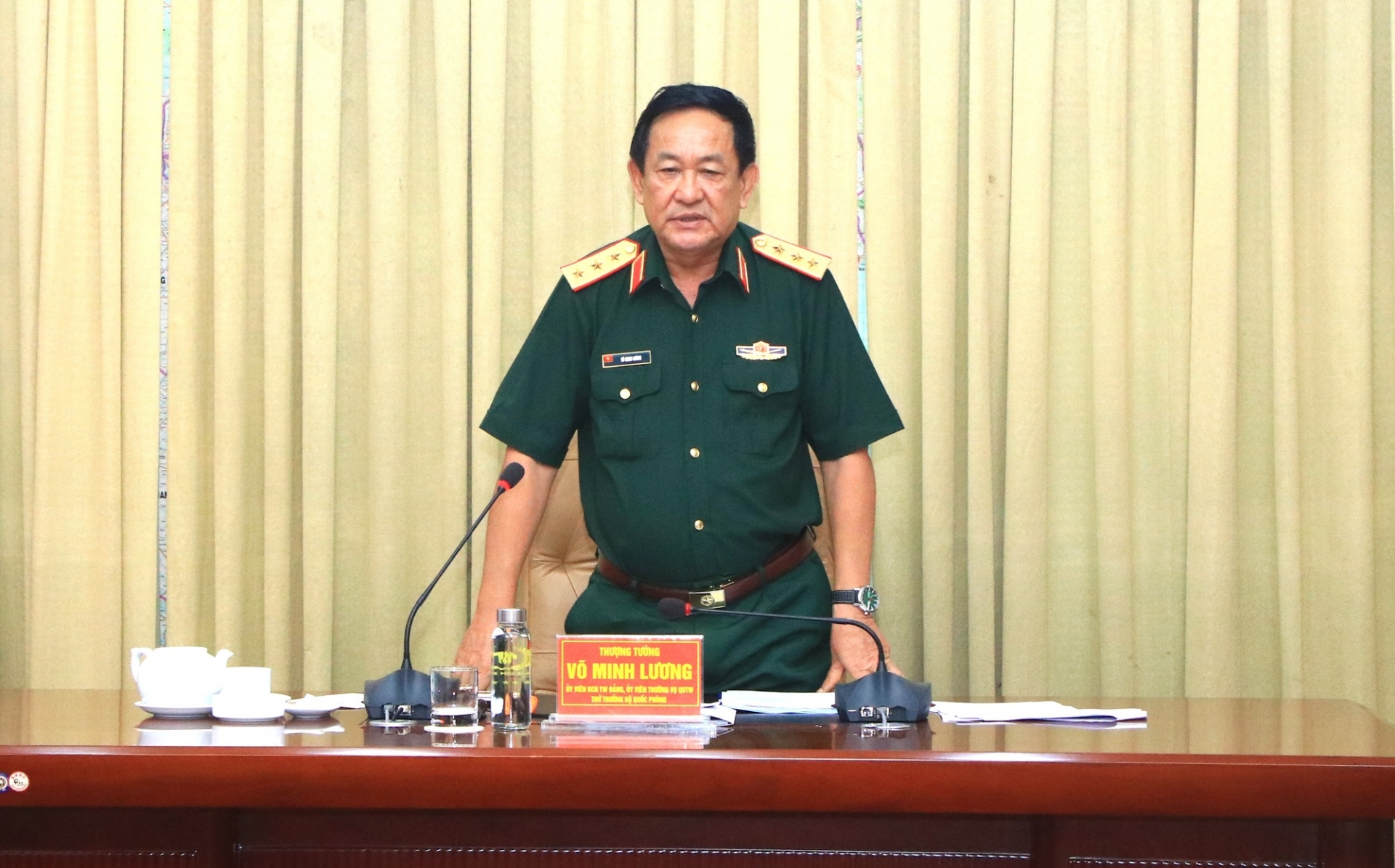 hượng tướng Võ Minh Lương, Ủy viên Trung ương Đảng, Ủy viên Thường vụ Quân ủy Trung ương, Thứ trưởng Bộ Quốc phòng phát biểu chỉ đạo tại buổi kiểm tra (ảnh Thế Anh)