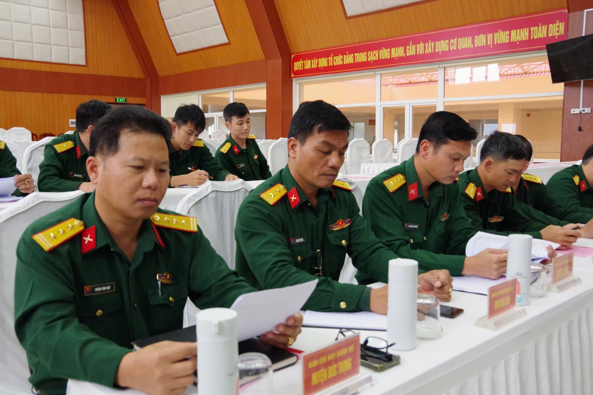 Các đại biểu tham dự Hội nghị