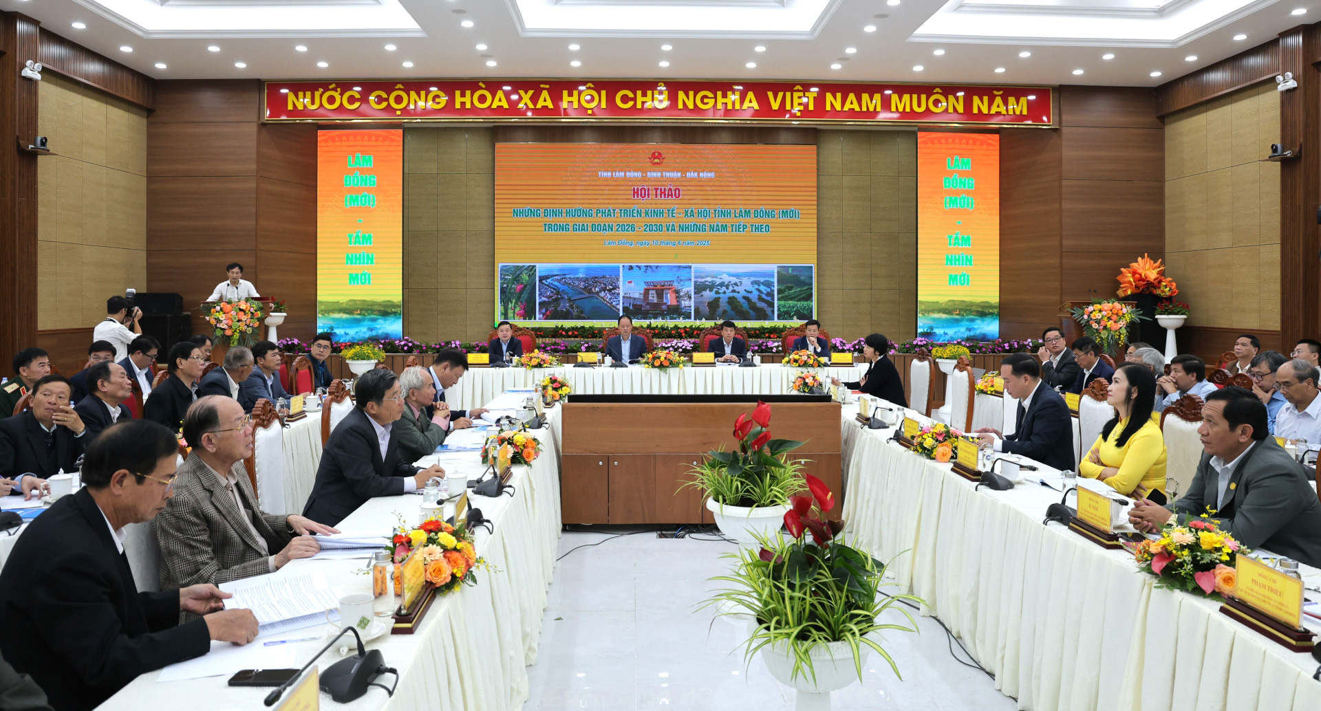 Hội thảo Khoa học về định hướng phát triển kinh tế - xã hội cho tỉnh Lâm Đồng mới