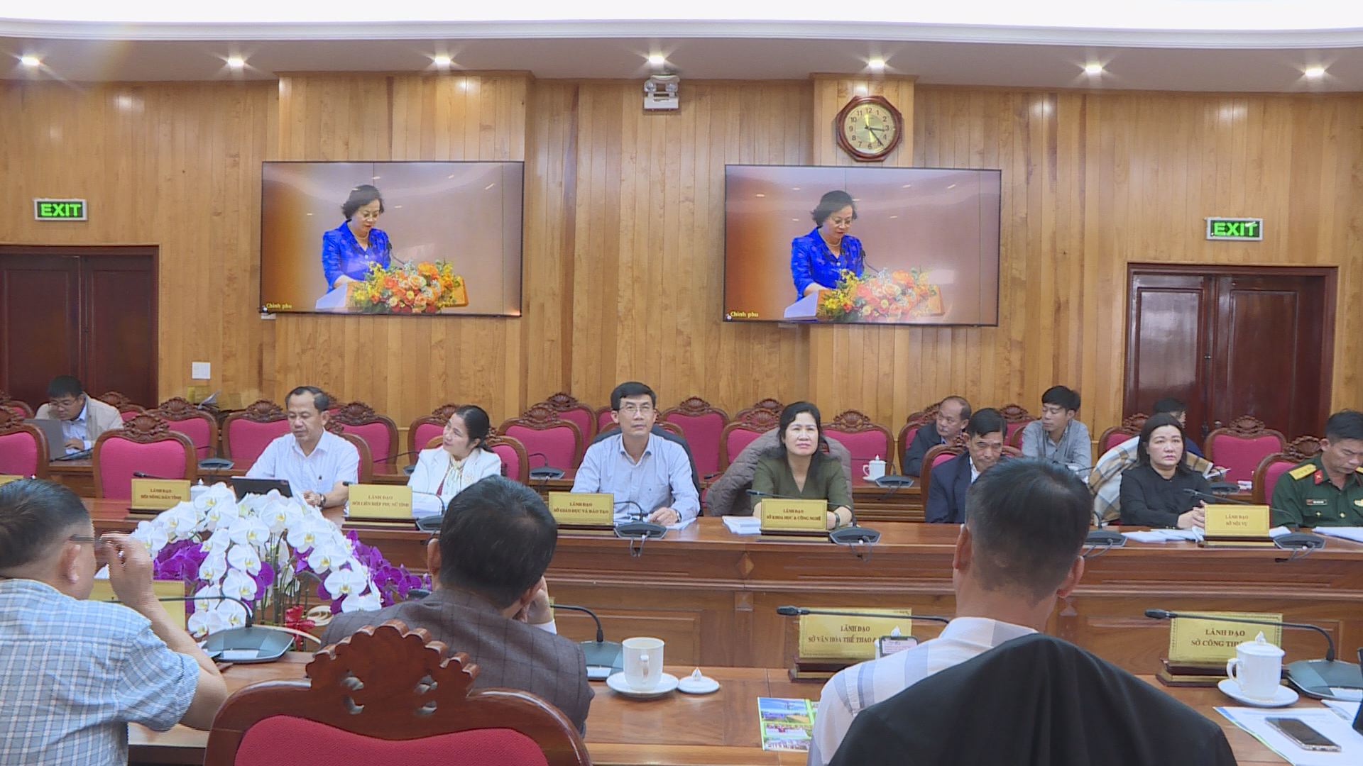 Lãnh đạo sở, ngành tham dự buổi hội nghị