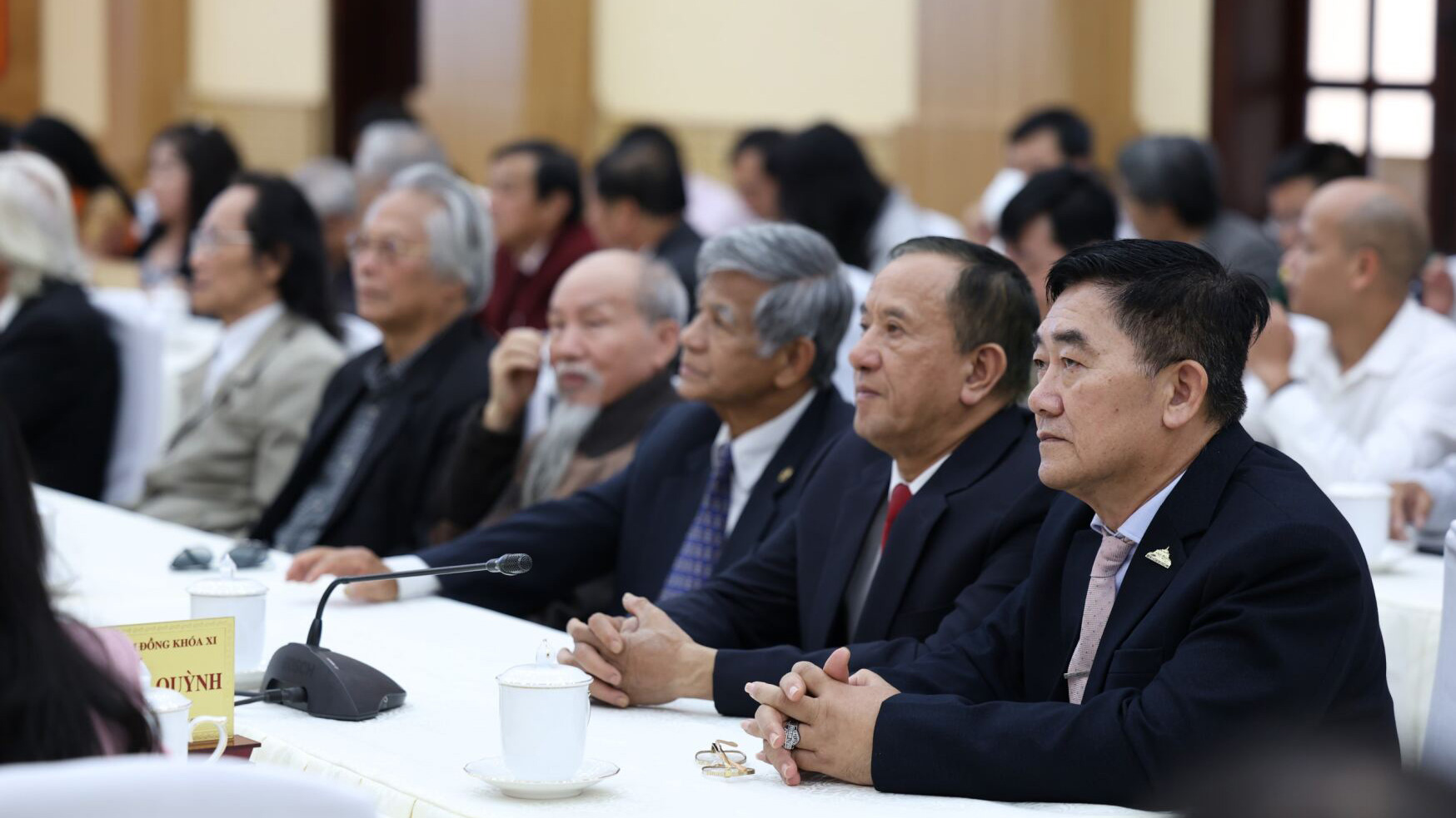 Các nhà báo lão thành tham dự buổi gặp mặt