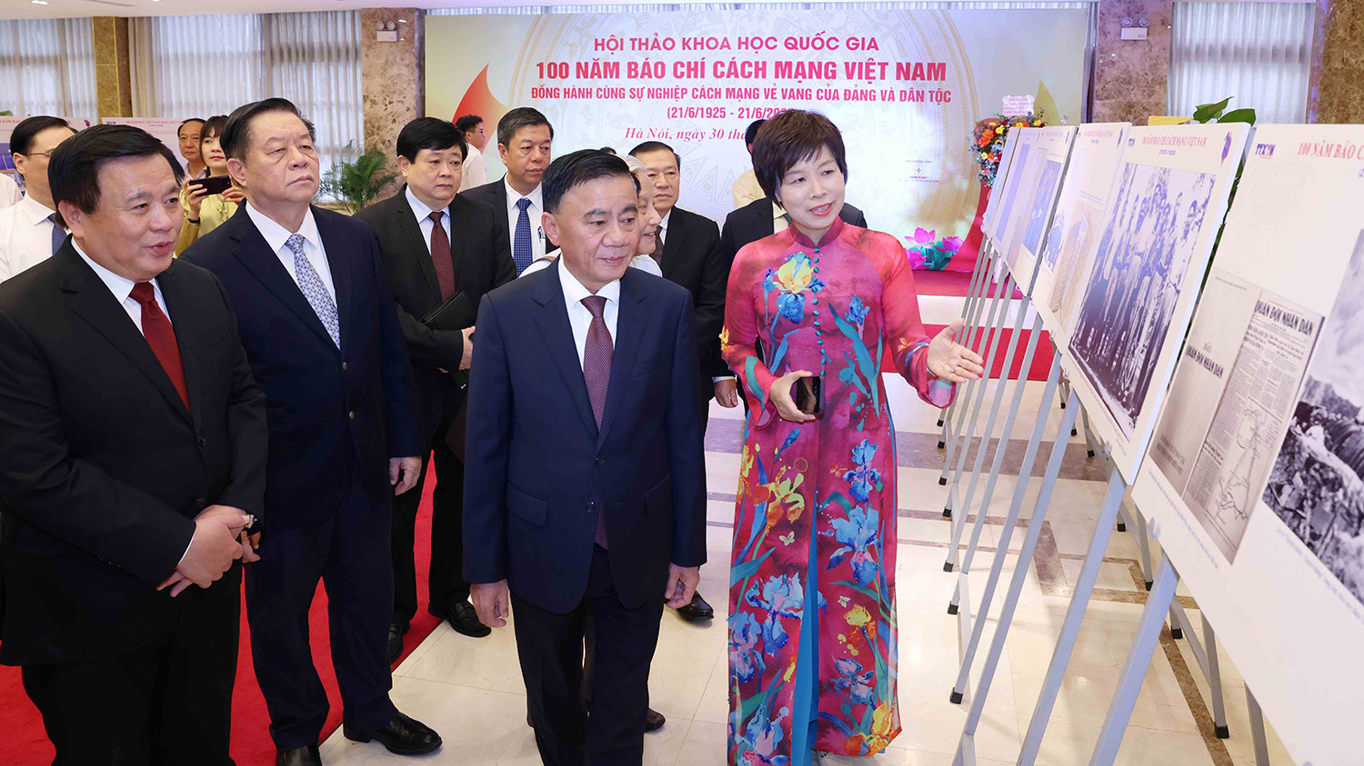 Báo chí phản biện xã hội để tạo sự đồng thuận