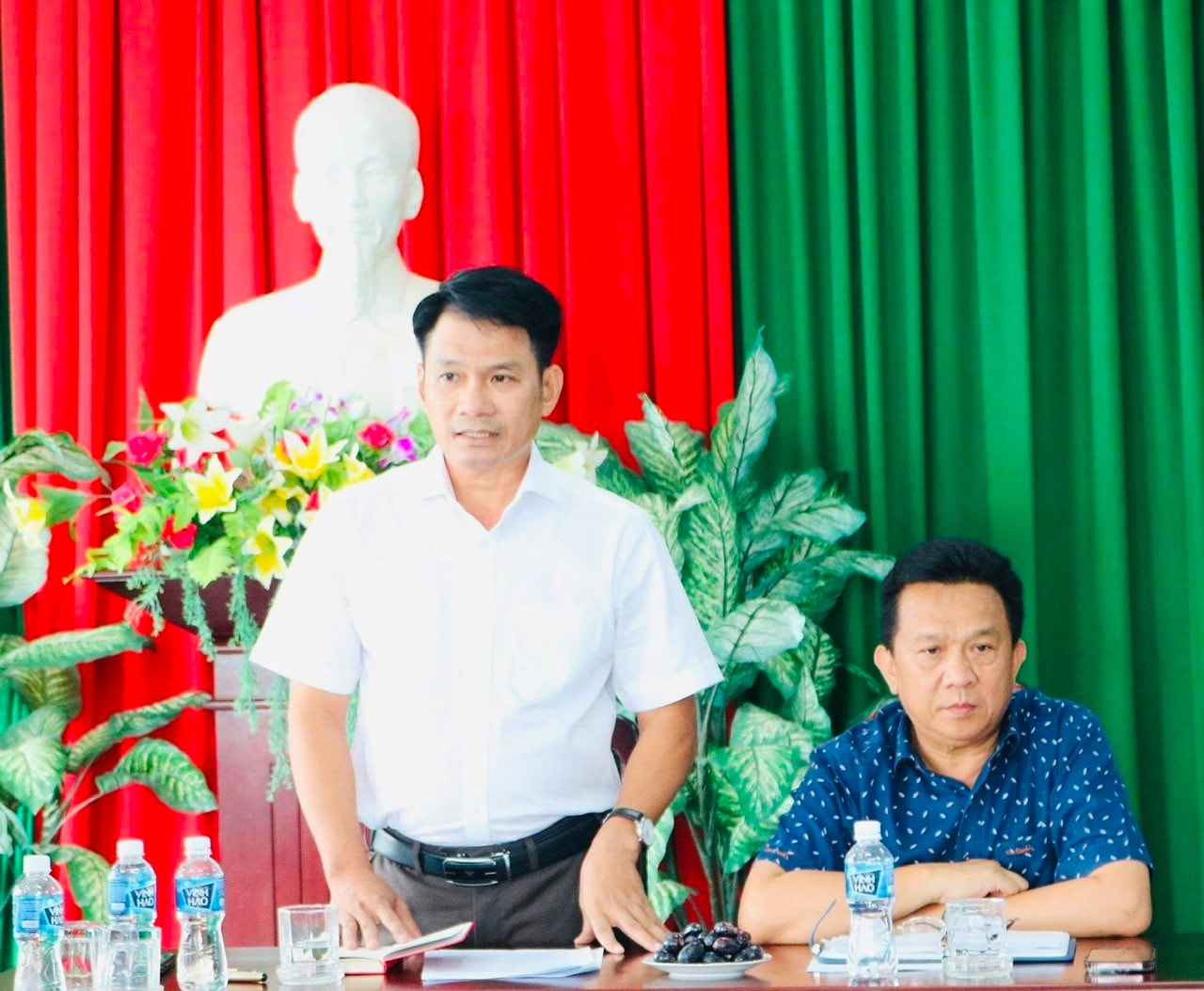Ông Hồ Văn Miền - Giám đốc Đài PTTH Đắk Nông phát biểu tại hội nghị