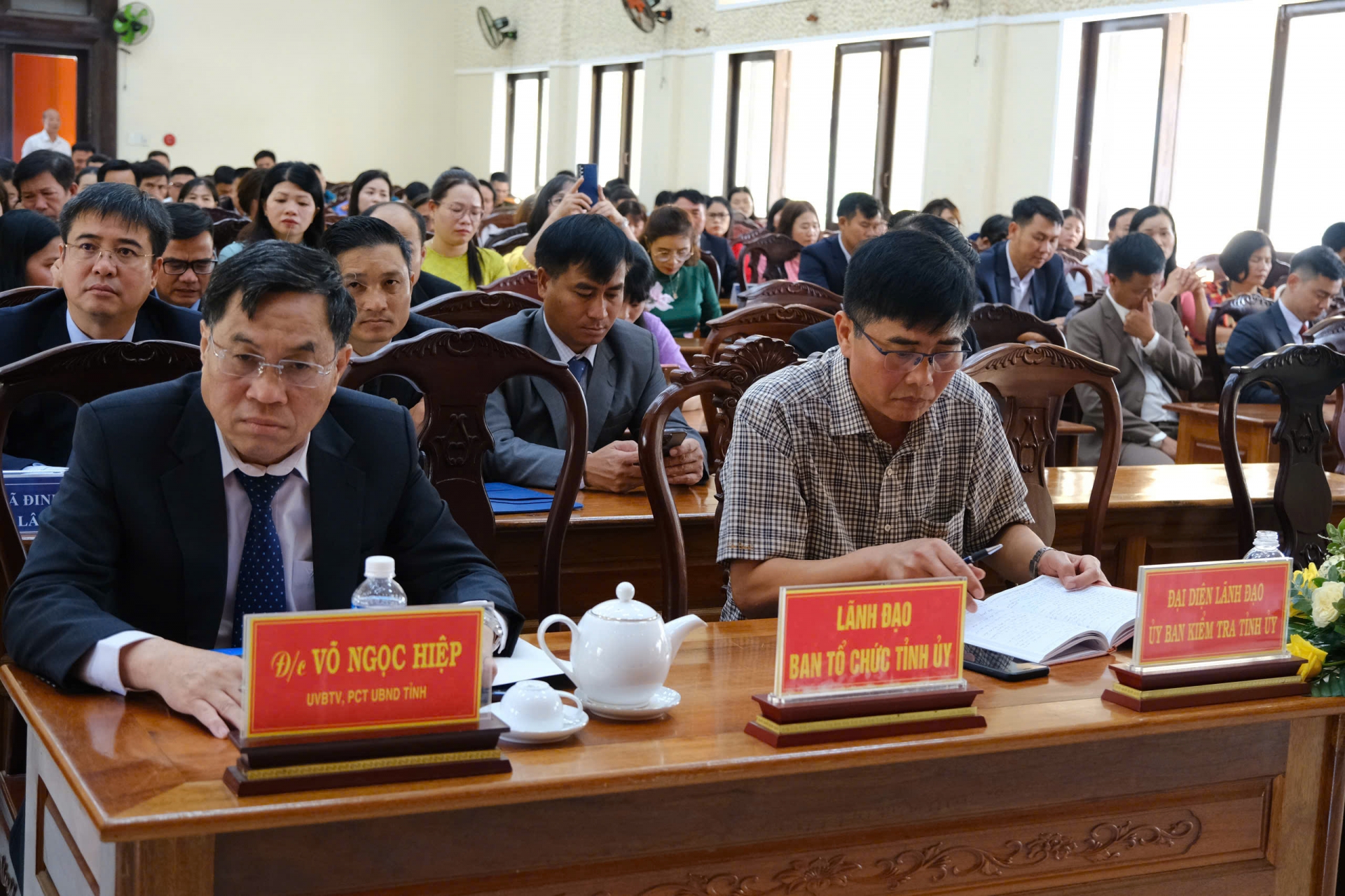 Đồng chí Võ Ngọc Hiệp - Uỷ viên Ban Thường vụ Tỉnh uỷ, Phó Chủ tịch UBND tỉnh dự lễ công bố