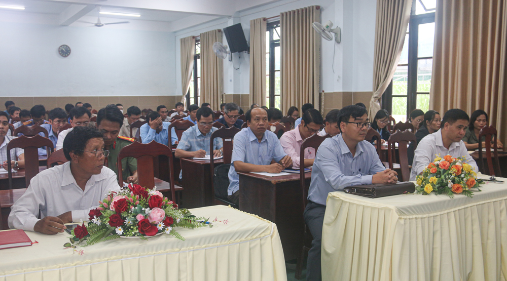 Đam Rông tổ chức quán triệt, phổ biến các văn bản của Chính phủ