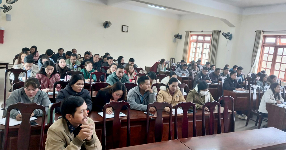 Lạc Dương: Bồi dưỡng kiến thức quốc phòng và an ninh cho đối tượng 4
