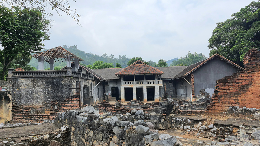 Nhà tù Sơn La - ''Trường học cách mạng''