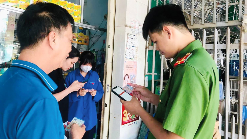 Tăng tốc triển khai kích hoạt tài khoản định danh điện tử