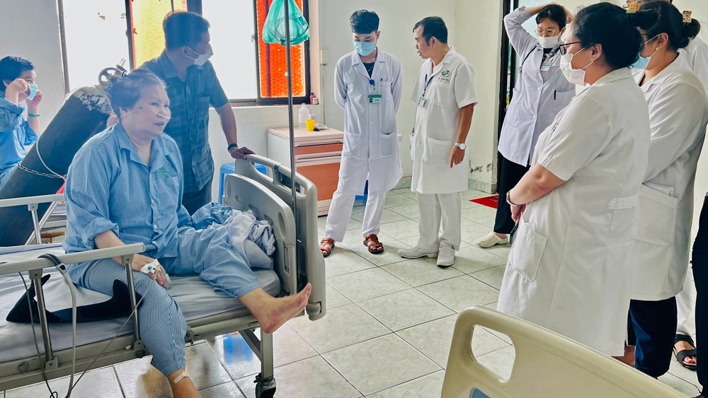 Khi ''Lương y như từ mẫu''