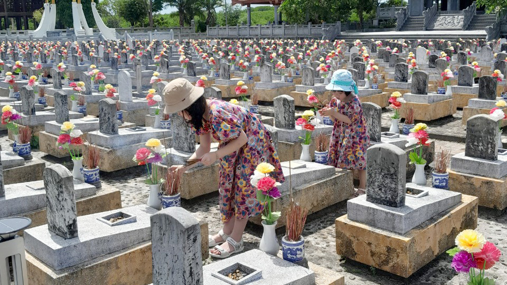 Tri ân tháng Bảy
