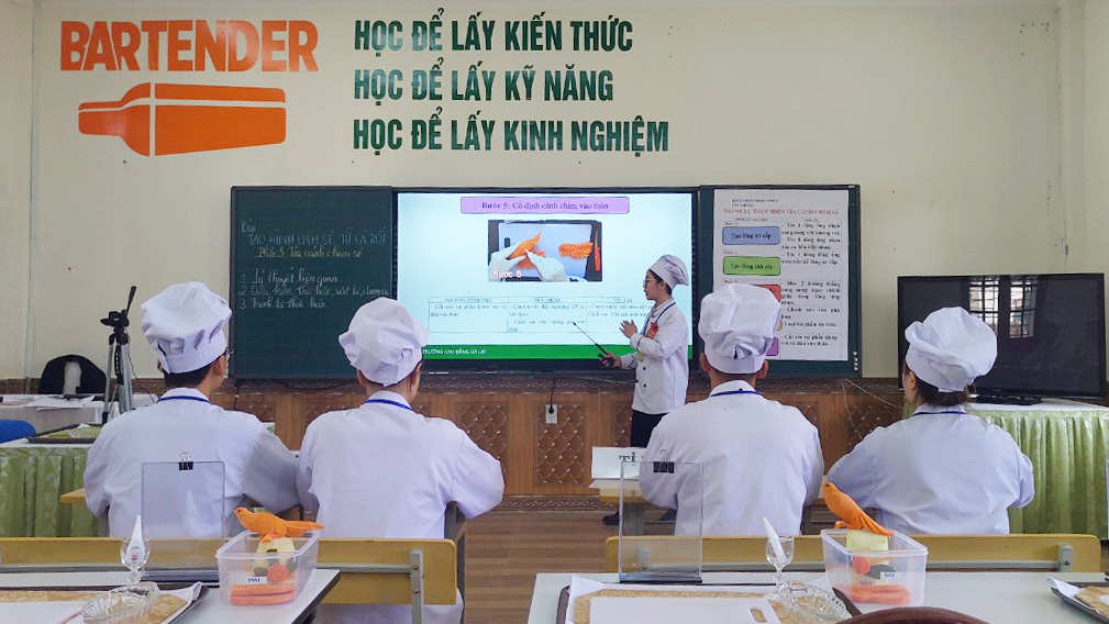 Chú trọng đào tạo nhân lực có tay nghề cao