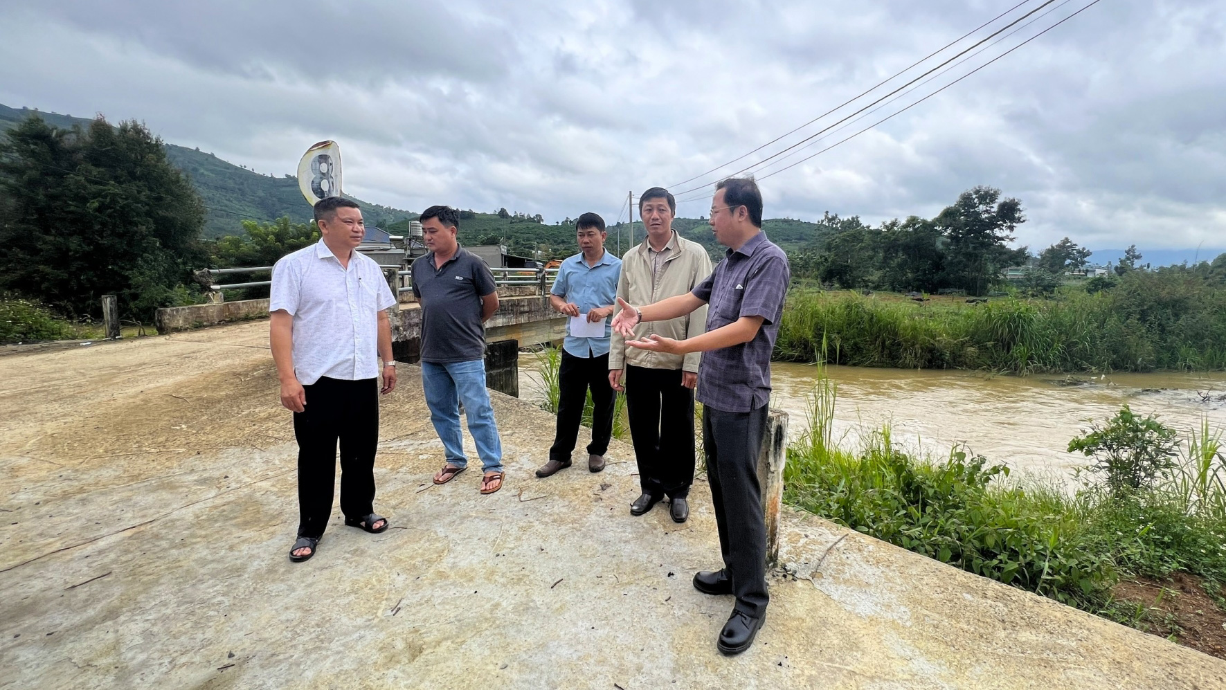 Bí thư Thành ủy Bảo Lộc kiểm tra, chỉ đạo phòng chống sạt lở đất, ngập lụt