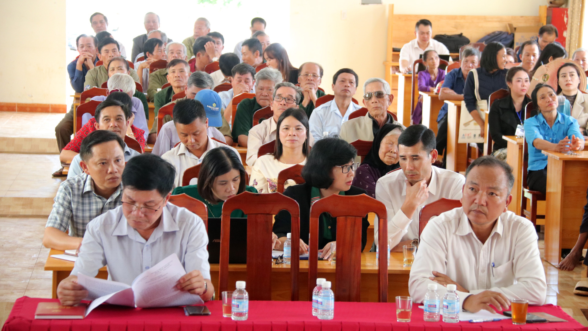 Cử tri Lâm Hà kiến nghị nhiều nội dung xác đáng đến Đoàn ĐBQH Lâm Đồng