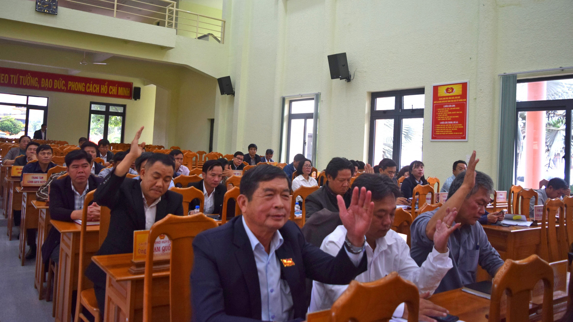 Bế mạc kỳ họp thứ 15, HĐND huyện Đức Trọng khóa XII
