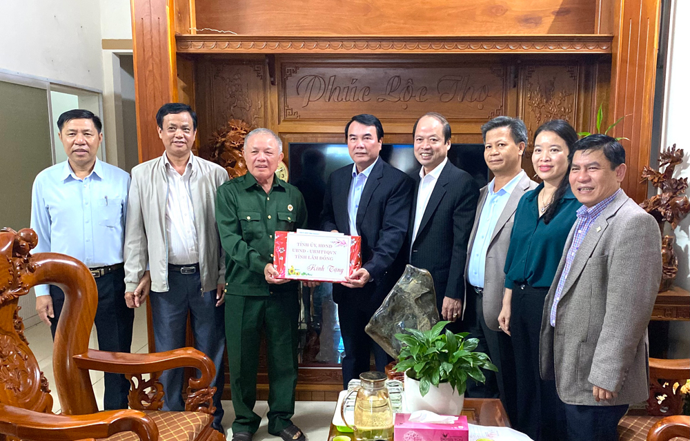 Nhiều hoạt động hướng tới kỷ niệm 77 năm Ngày Thương binh - Liệt sĩ