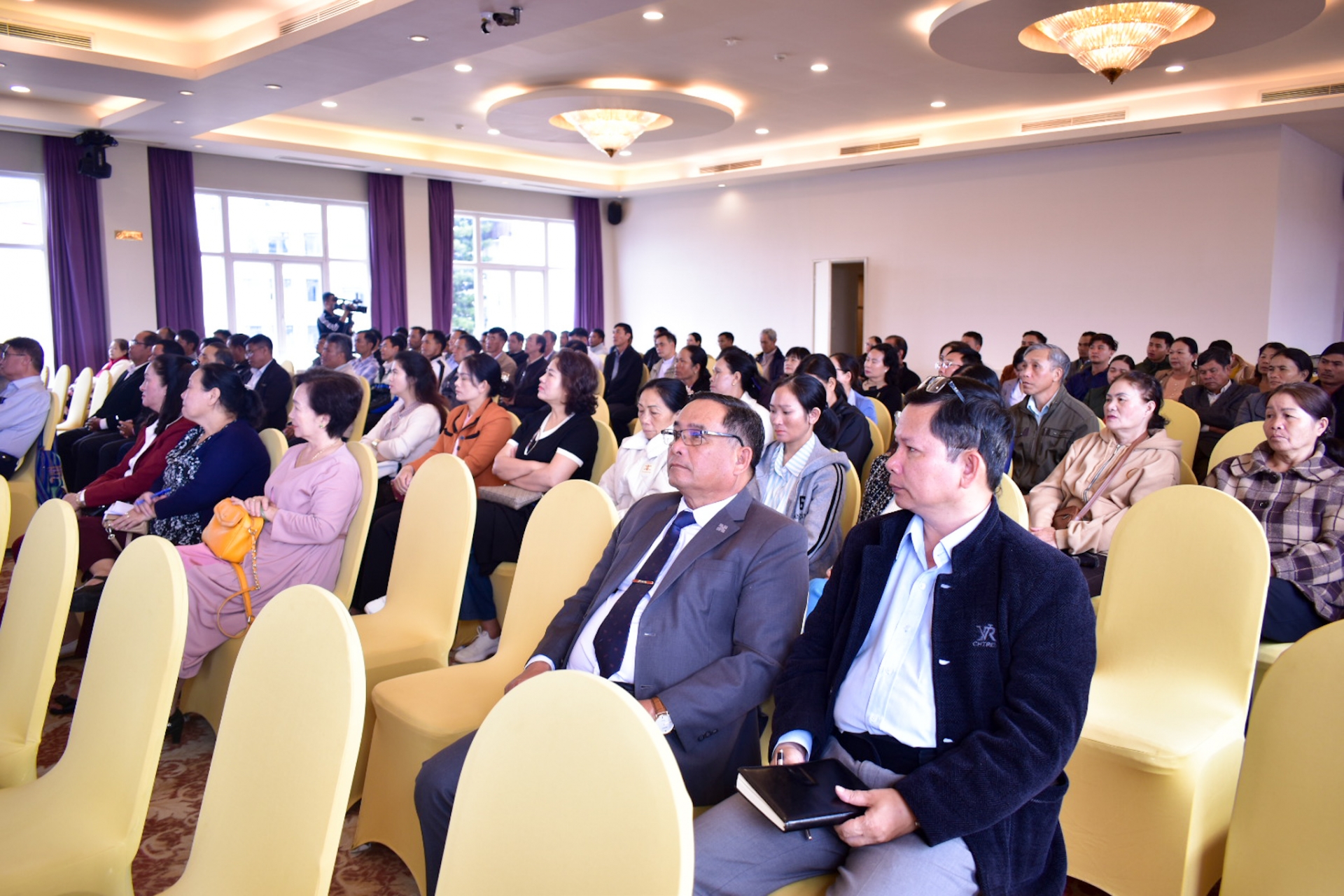 Thông tin về dân số và phát triển cho đồng bào tôn giáo