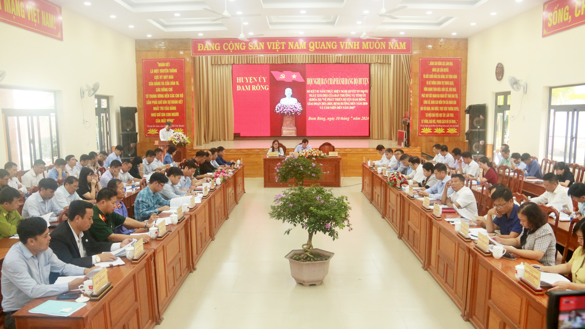 Sơ kết 3 năm thực hiện nghị quyết của Tỉnh ủy về phát triển huyện Đam Rông giai đoạn 2021 - 2025