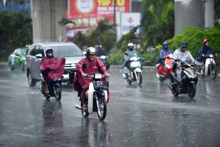 Thời tiết ngày 2/7: Bắc Bộ, Tây Nguyên và Nam Bộ có mưa dông vào chiều tối