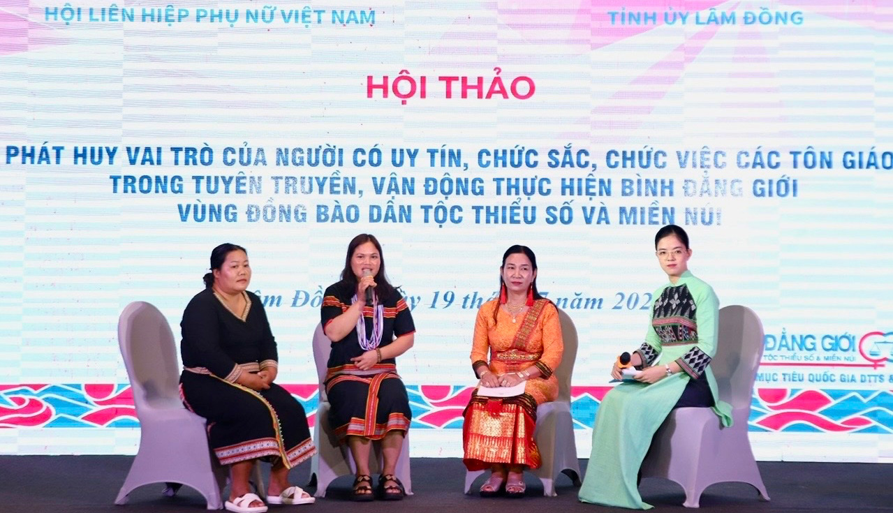 Phát huy vai trò người có uy tín trong tuyên truyền, vận động thực hiện bình đẳng giới vùng dân tộc thiểu số