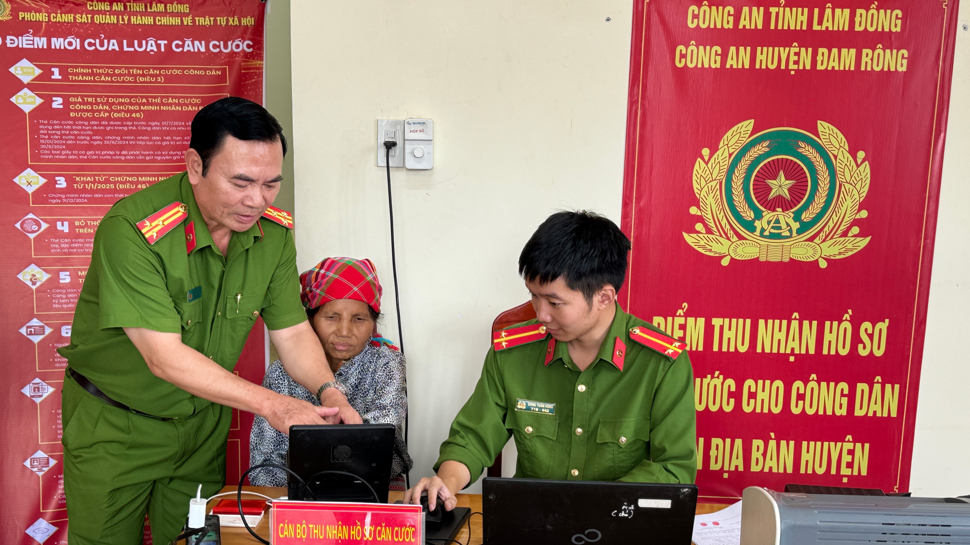 Đưa Đề án 06 đến gần dân, xây vững chắc nền móng chuyển đổi số (Bài 1)