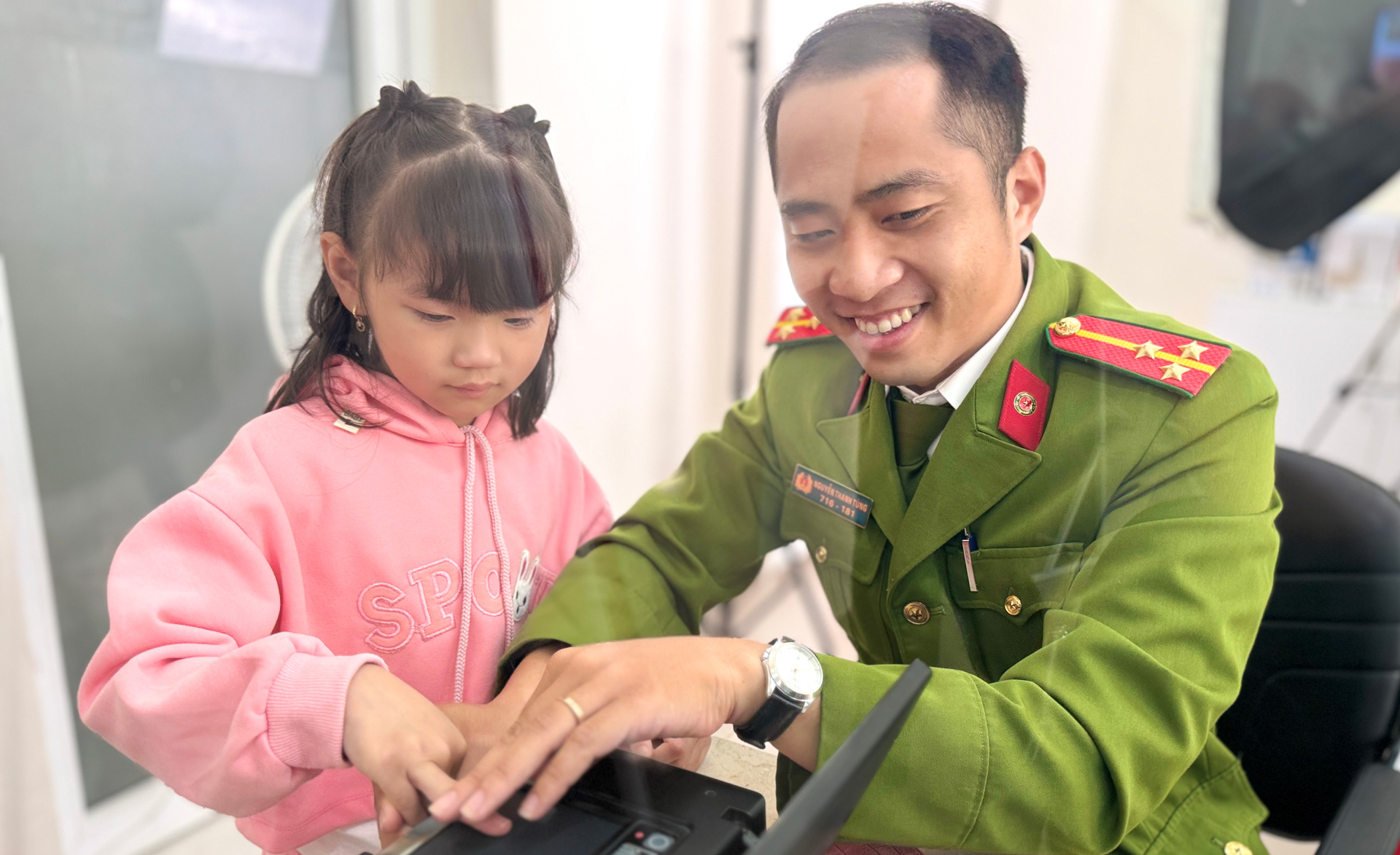Luật Căn cước bắt đầu đi vào cuộc sống